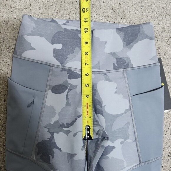 NEW Athleta All In Camo 7/8 Tight Cobblestone Grey Heather SIZE XS - Picture 10 of 14